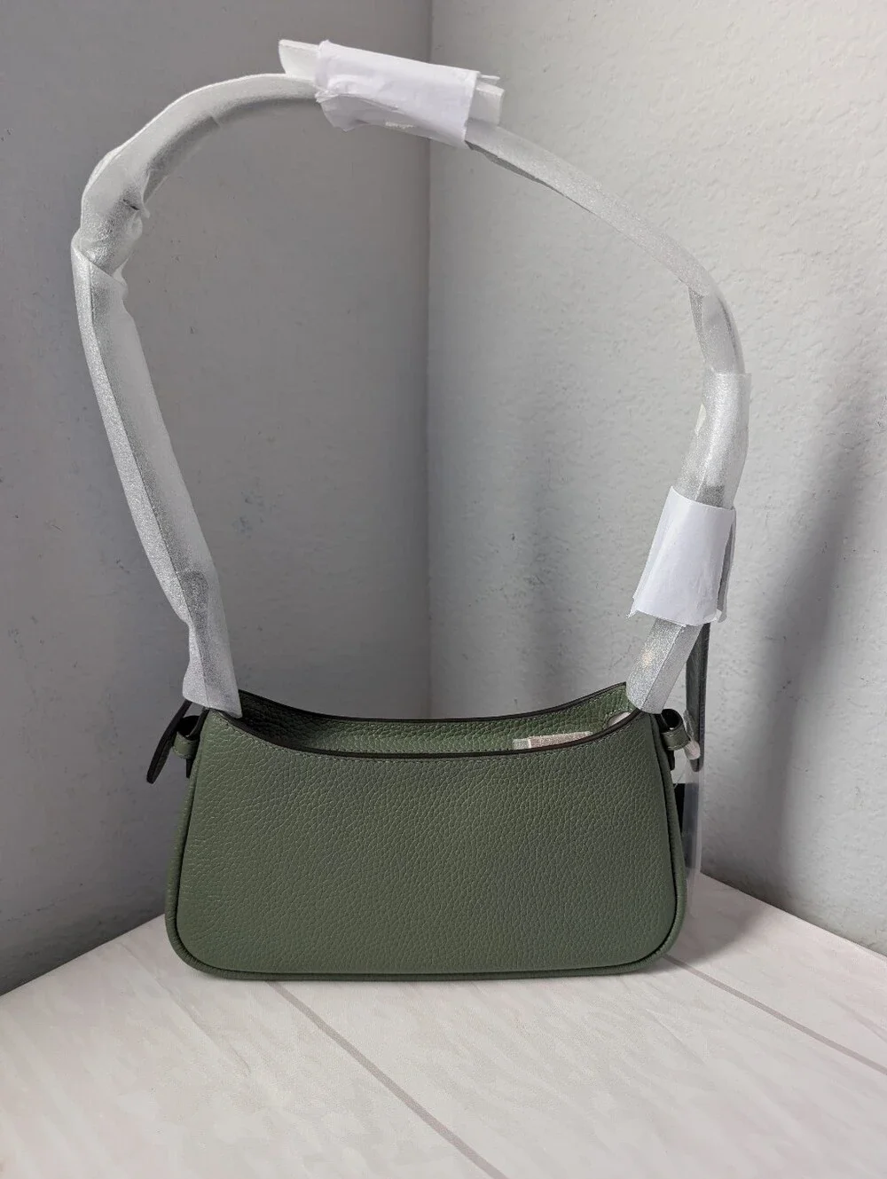 NWT Kate Spade KM545 Juliette Small Pebbled Leather  Shoulder Bag Balsam Green